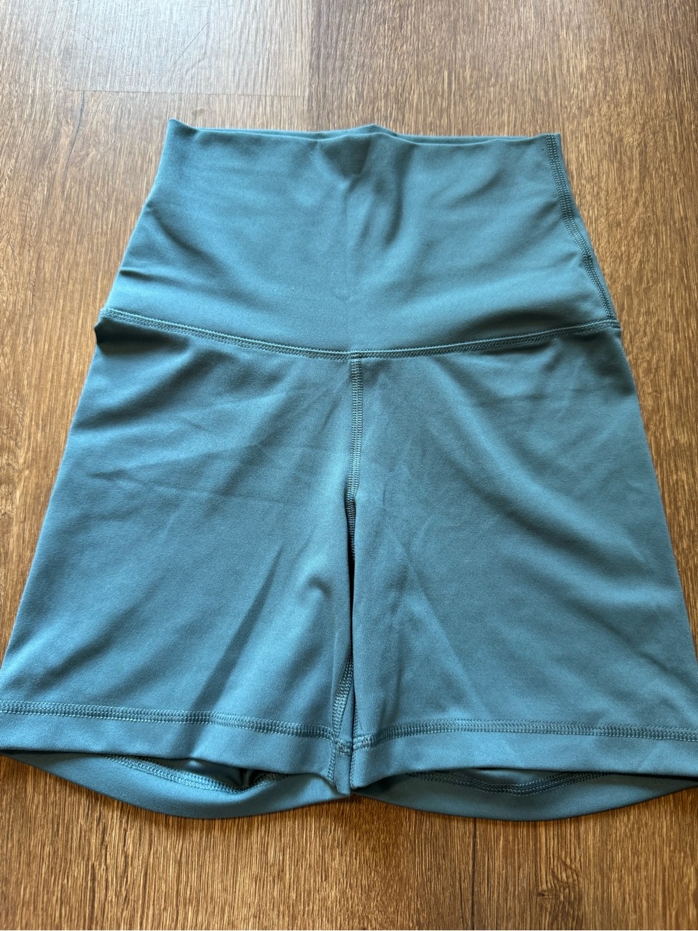 Yogalicious Lux Women’s Lux Everyday 5" Blue Solid Knit Biker Shorts XS Yoga
